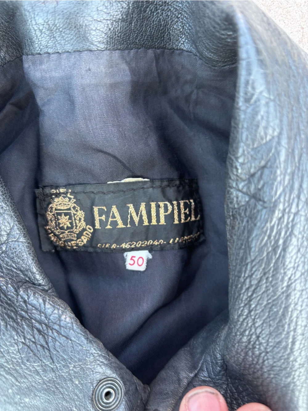Classic Navy Leather Bomber Jacket - Vintage Style